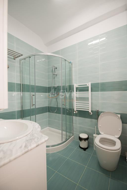 Apartament, 2 camere Bucuresti/Universitate (s2)