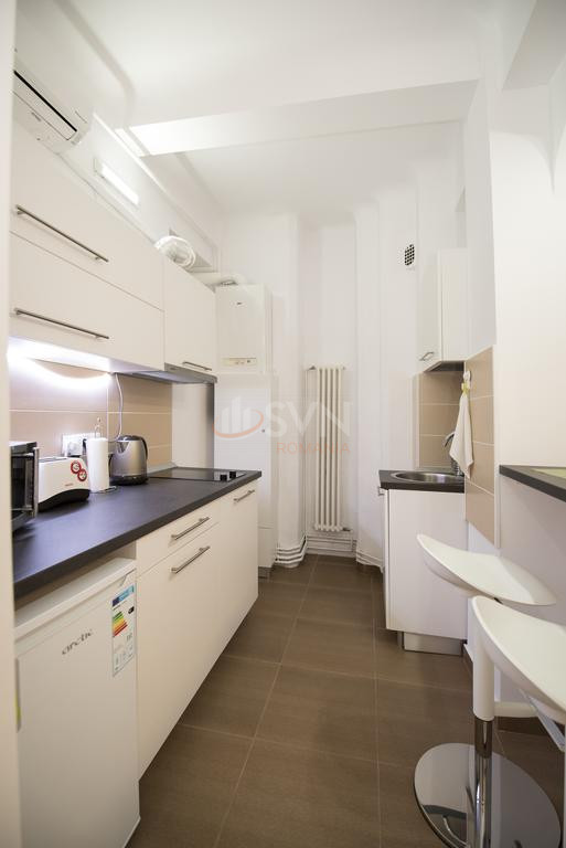 Apartament, 2 camere Bucuresti/Universitate (s2)