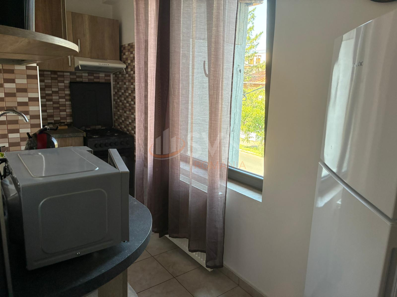 Apartament, 2 camere Bucuresti/Damaroaia
