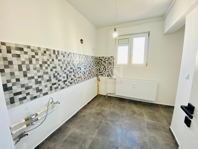 Apartament, 2 camere Bucuresti/Titan