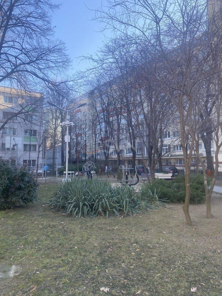 Apartament, 2 camere Bucuresti/Piata Victoriei