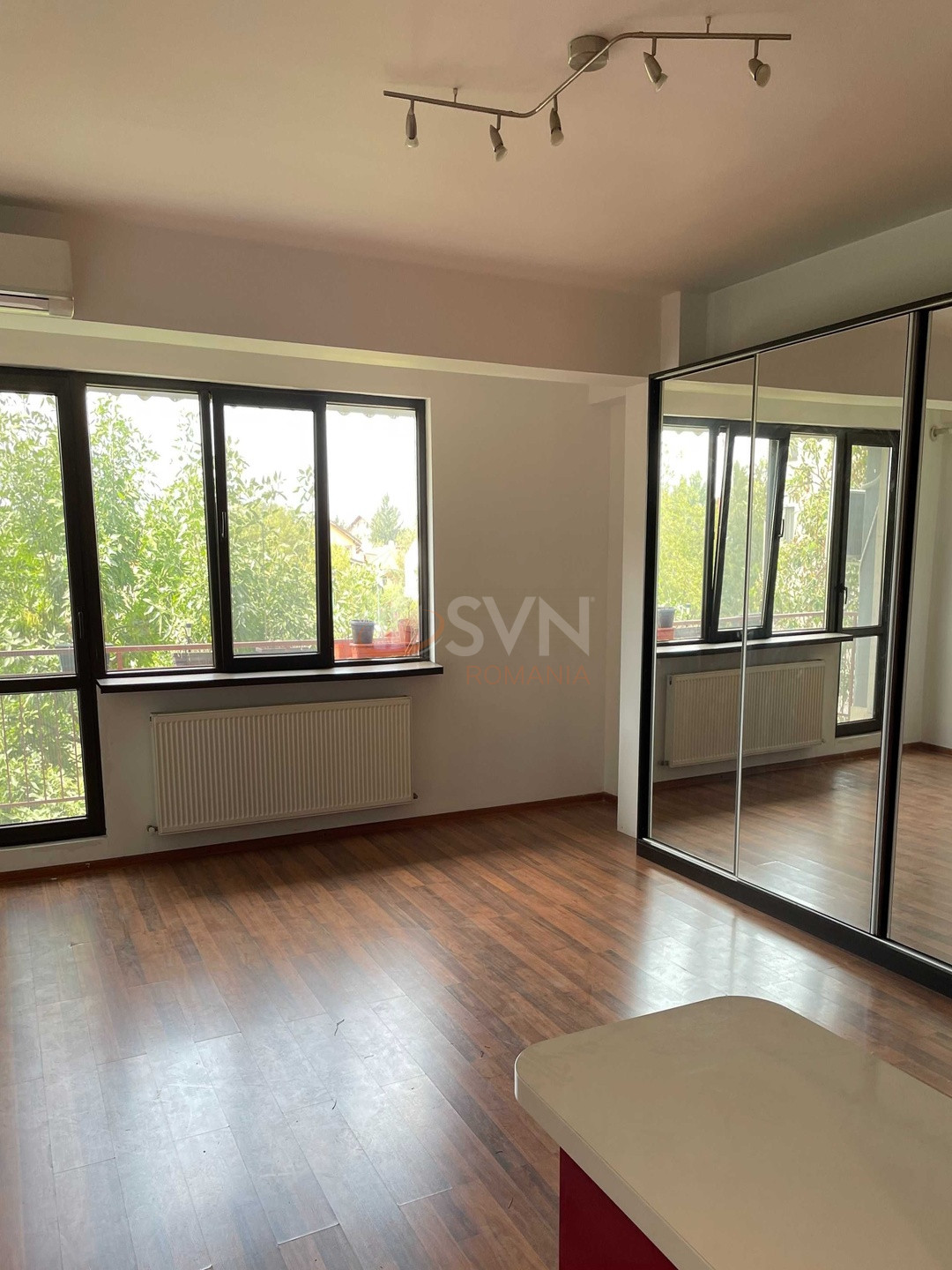 Apartament, 2 camere Bucuresti/Jiului