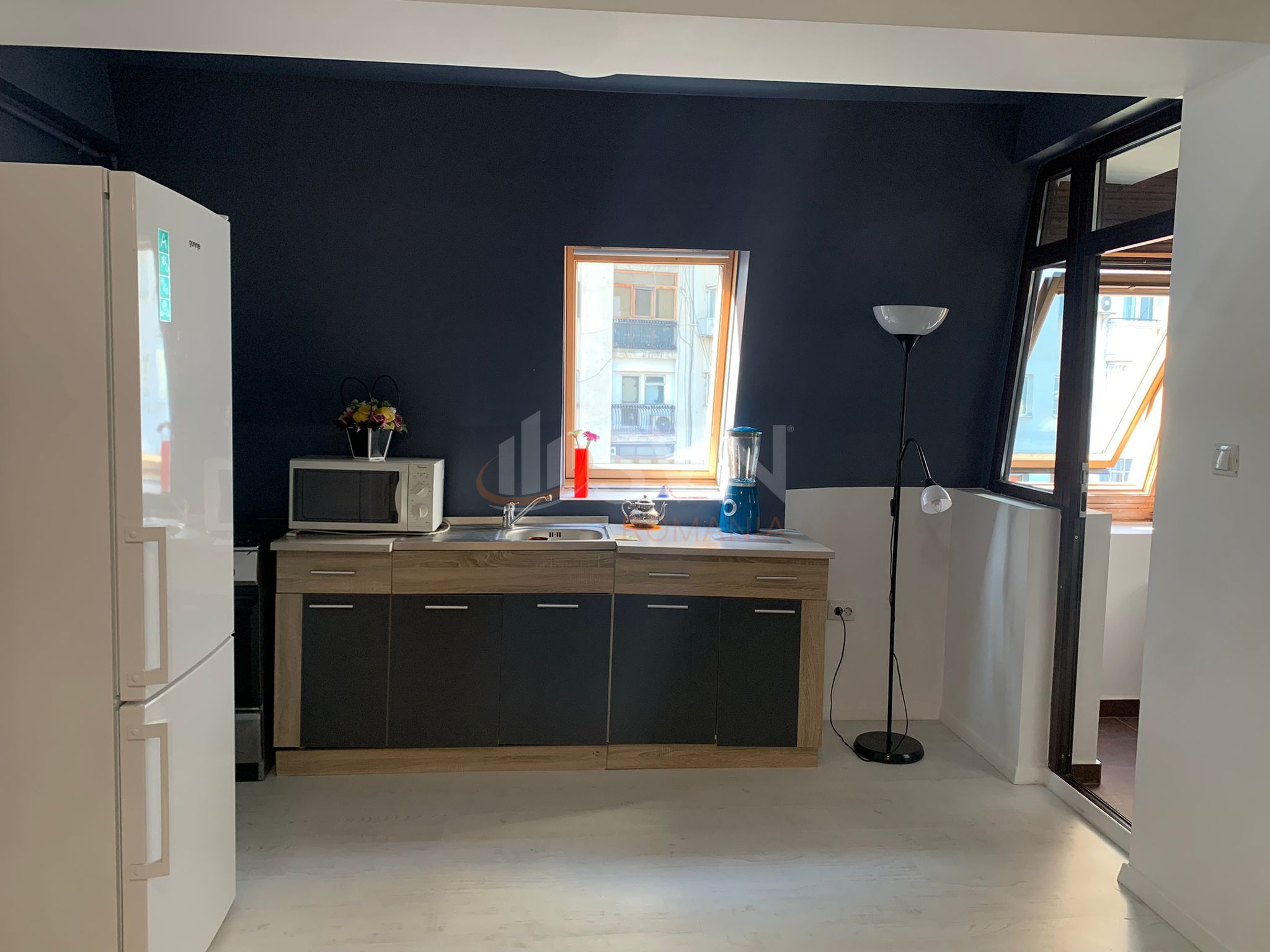 Apartament, 2 camere Bucuresti/Alba Iulia
