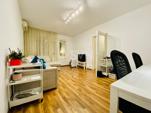 Apartament, 2 camere Bucuresti/Titan