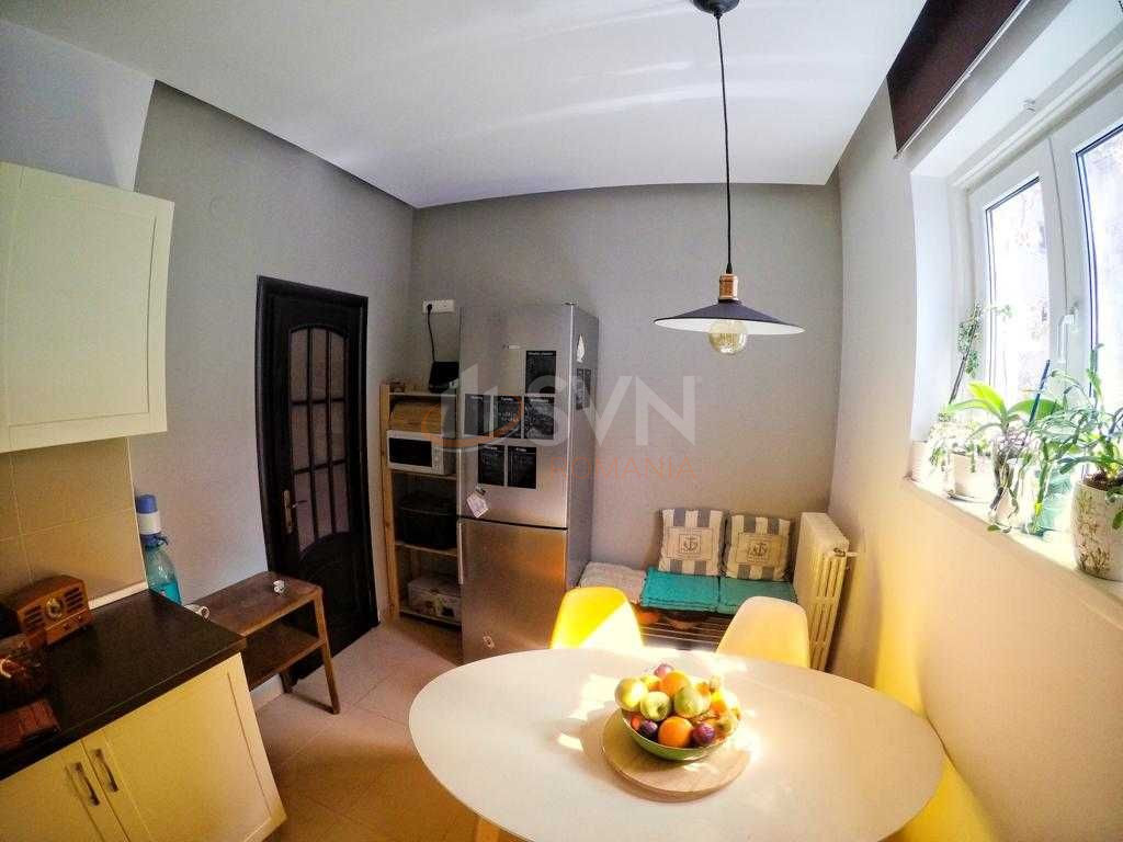 Apartament, 2 camere Bucuresti/Universitate (s3)