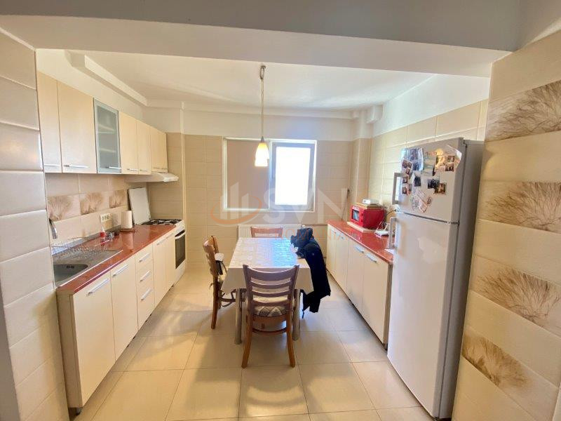 Apartament, 2 camere Bucuresti/Vacaresti