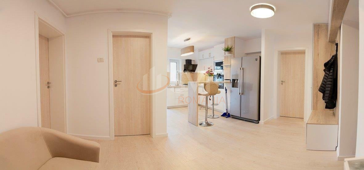 Apartament, 2 camere Bucuresti/Piata Unirii (s3)