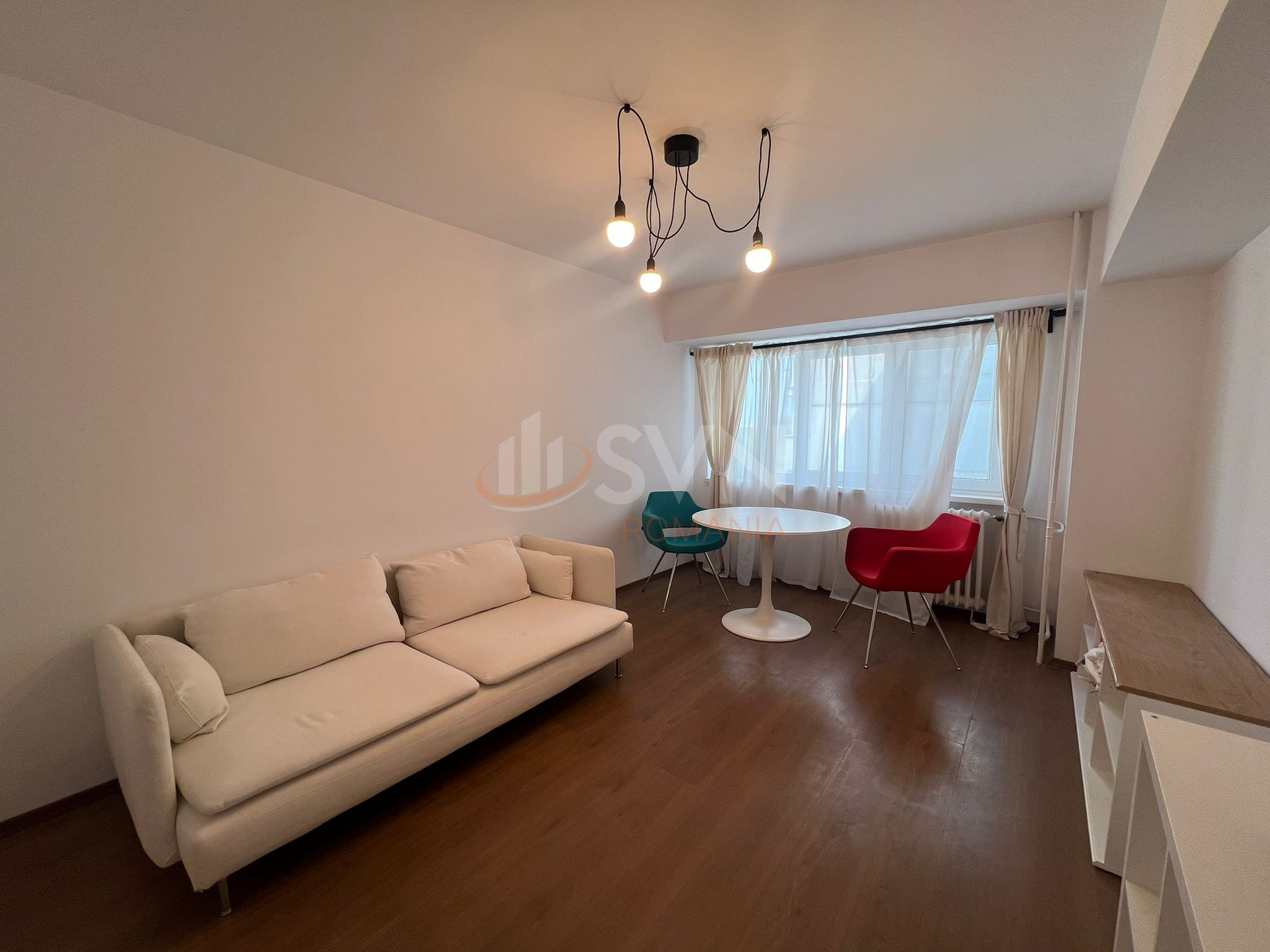 Apartament, 2 camere Bucuresti/Piata Victoriei