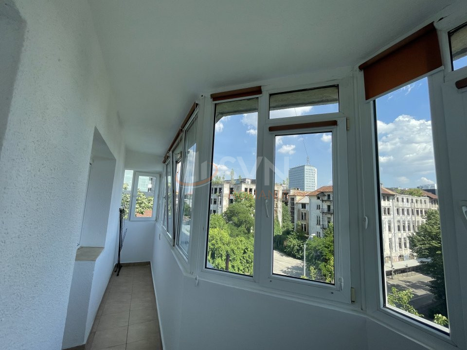 Apartament, 2 camere Bucuresti/Piata Victoriei
