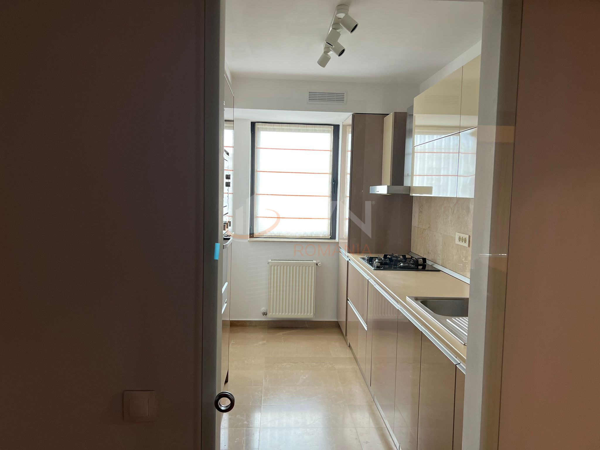 Apartament, 2 camere Bucuresti/Decebal