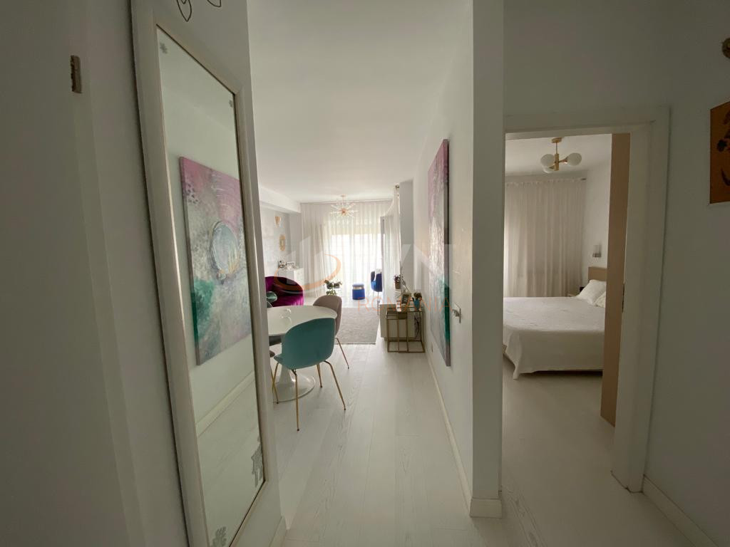 Apartament, 2 camere Bucuresti/Titan