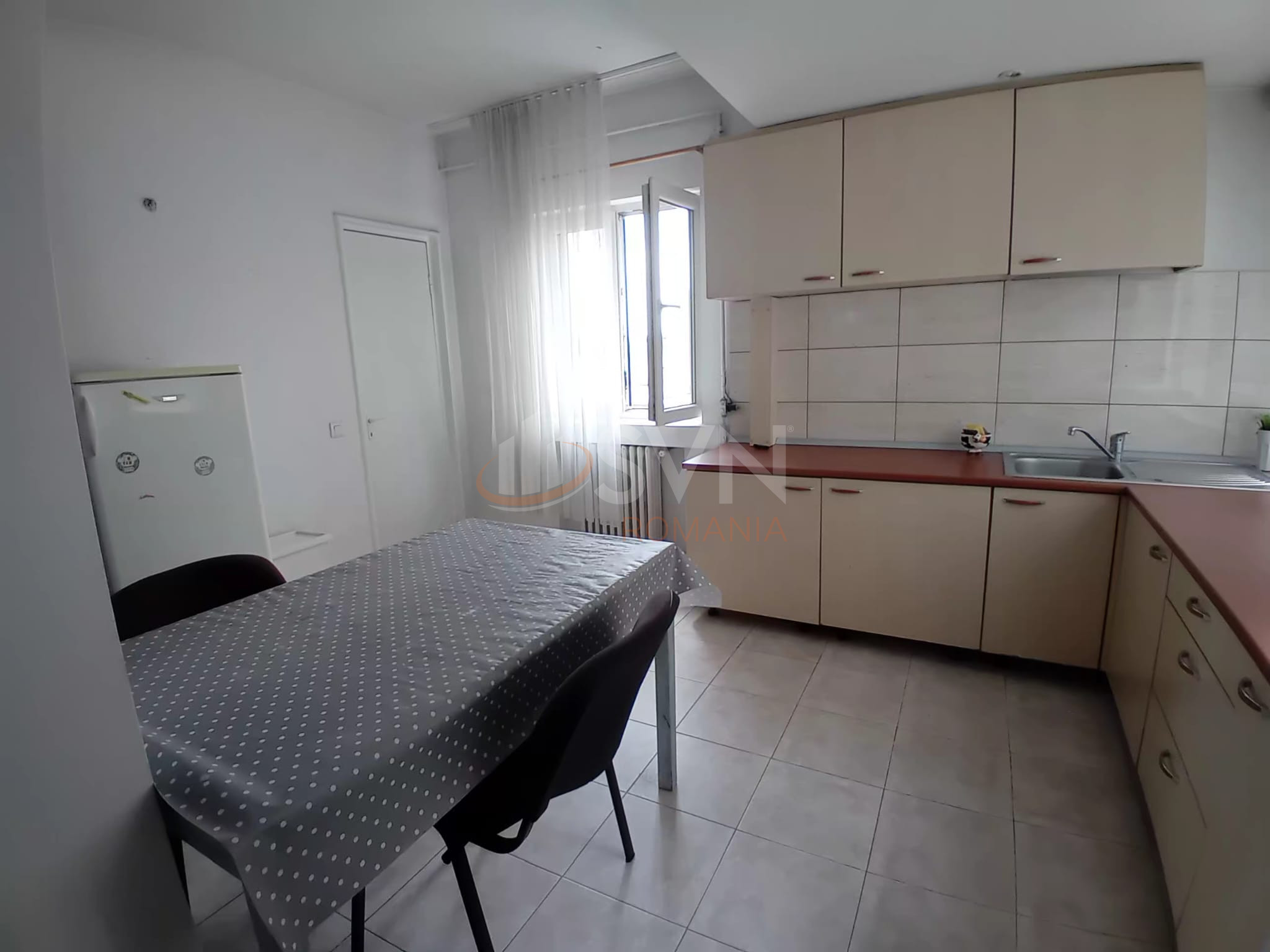 Apartament, 2 camere Bucuresti/Piata Universitatii