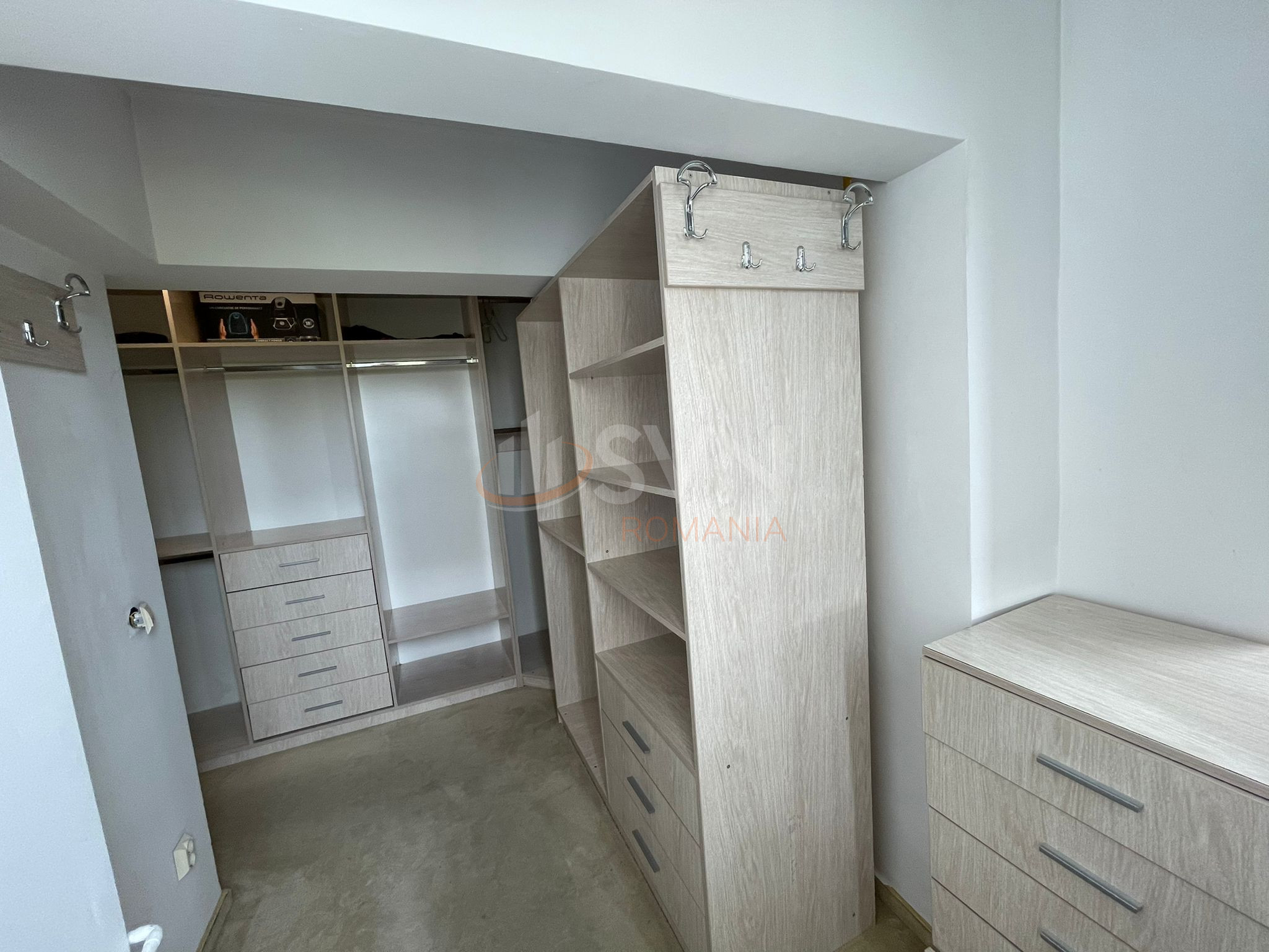 Apartament, 2 camere Bucuresti/Piata Unirii (s3)