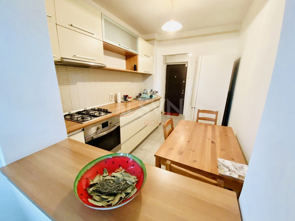 Apartament, 2 camere Bucuresti/Titan