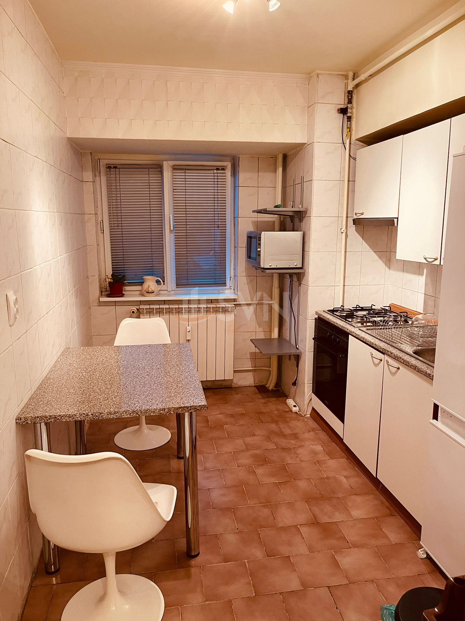 Apartament, 2 camere Bucuresti/Piata Unirii (s3)