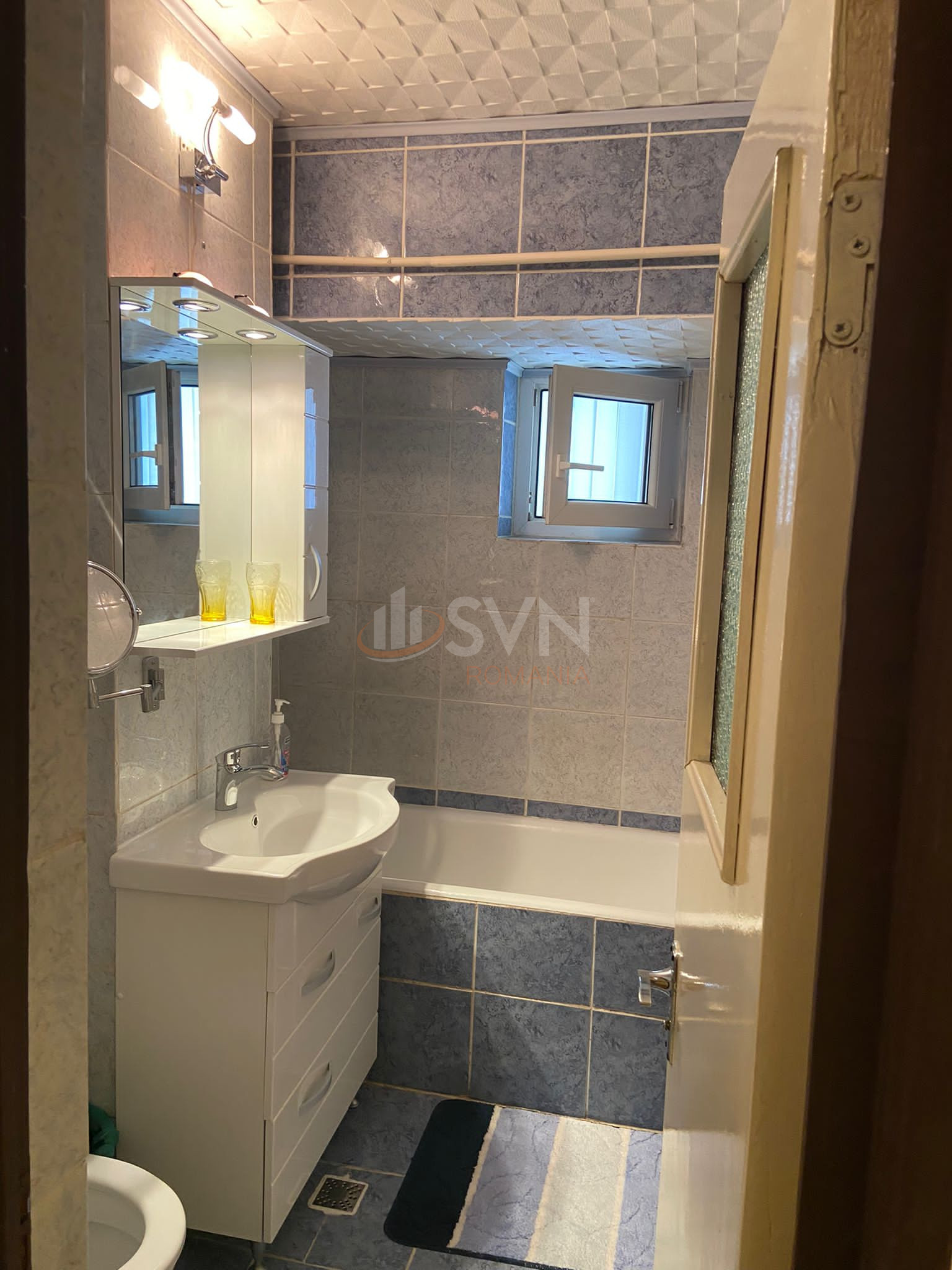 Apartament, 2 camere Bucuresti/Piata Unirii (s3)
