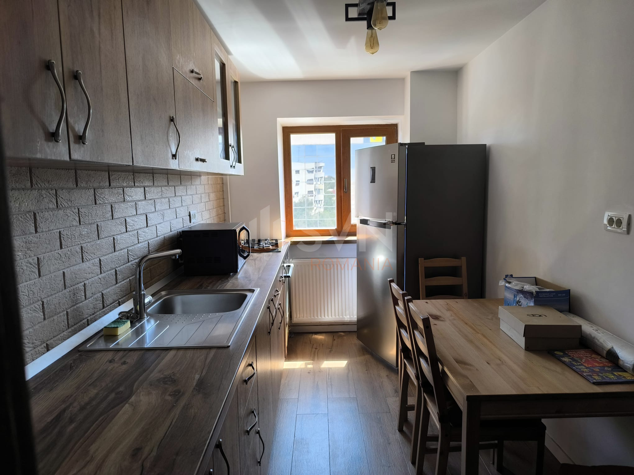 Apartament, 2 camere Bucuresti/Piata Victoriei