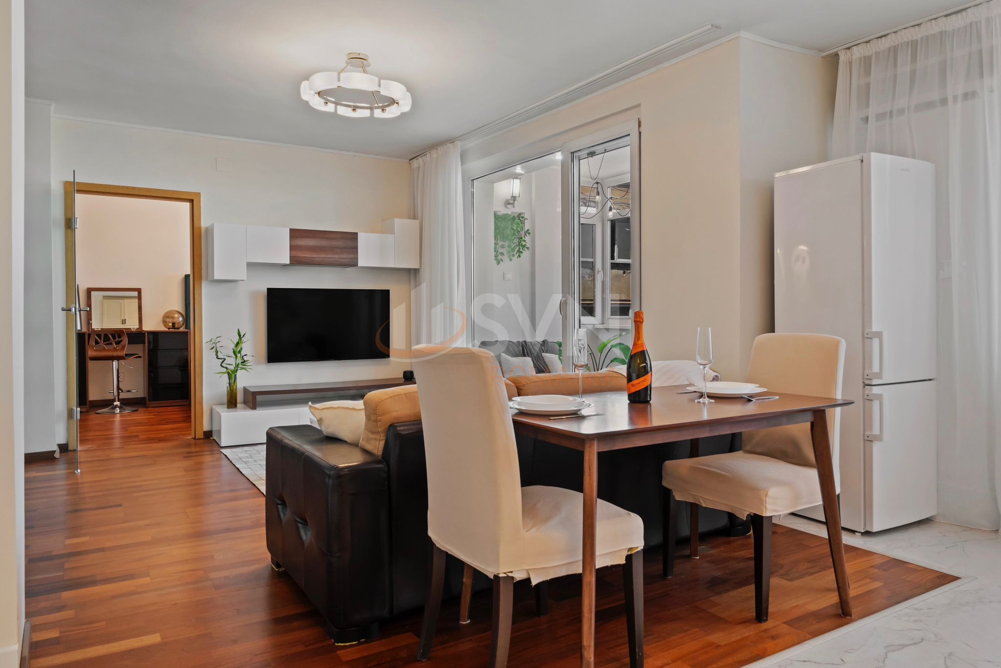 Apartament, 2 camere Bucuresti/Magheru