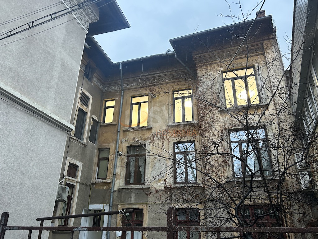 Apartament, 2 camere Bucuresti/Armeneasca