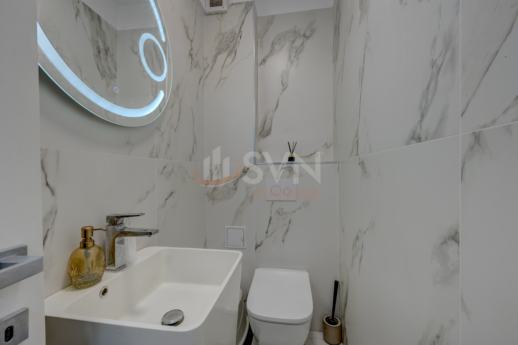 Apartament, 2 camere Bucuresti/Piata Unirii (s3)