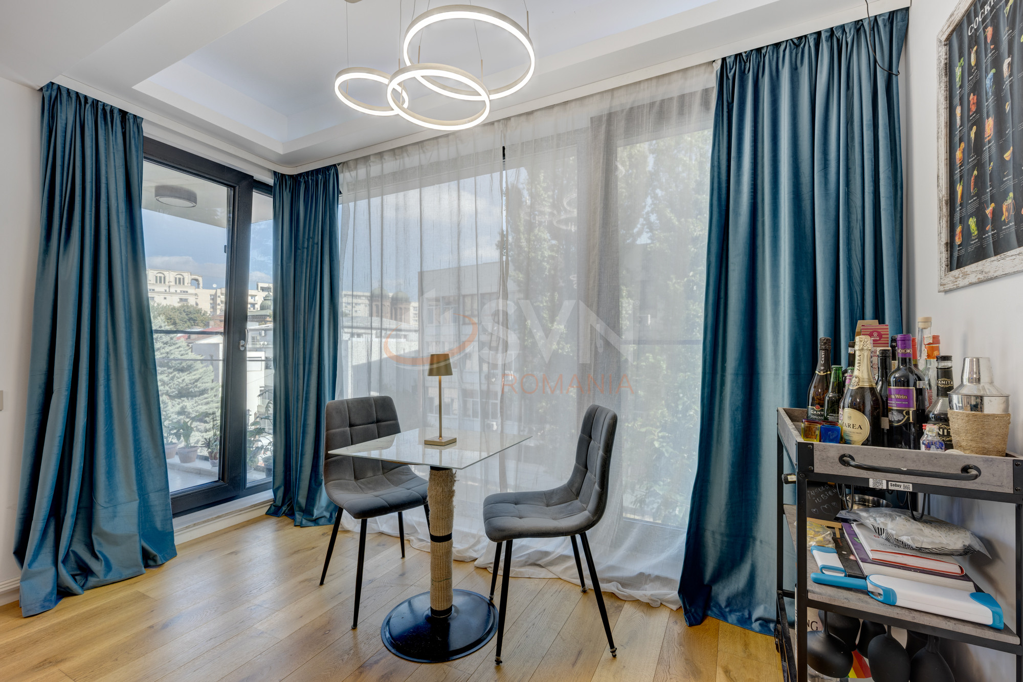 Apartament, 2 camere Bucuresti/Piata Unirii (s3)