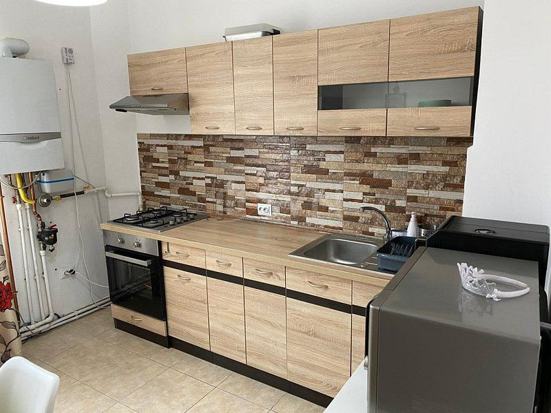 Apartament, 2 camere Bucuresti/Piata Romana