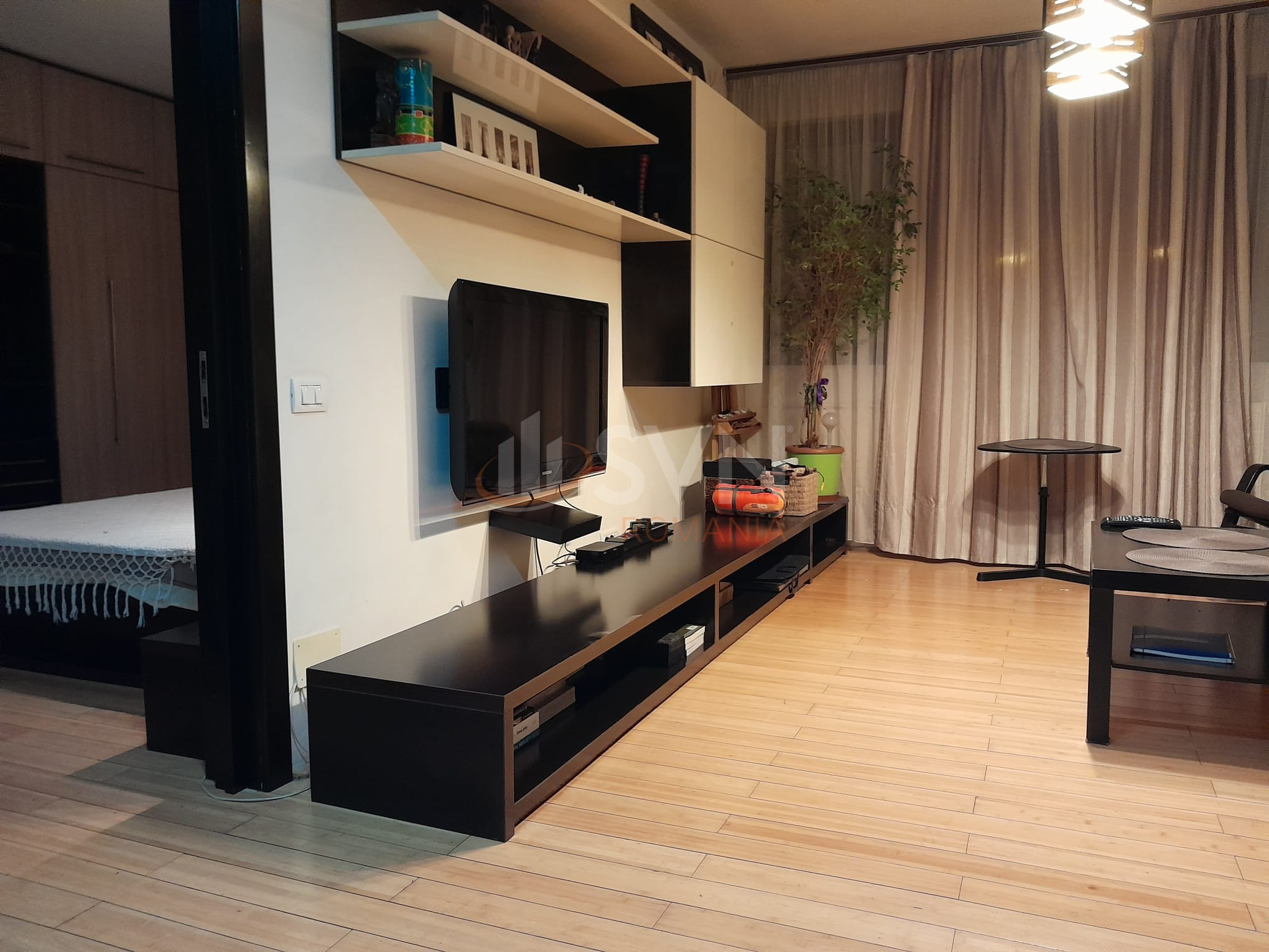 Apartament, 2 camere Bucuresti/Eroii Revolutiei