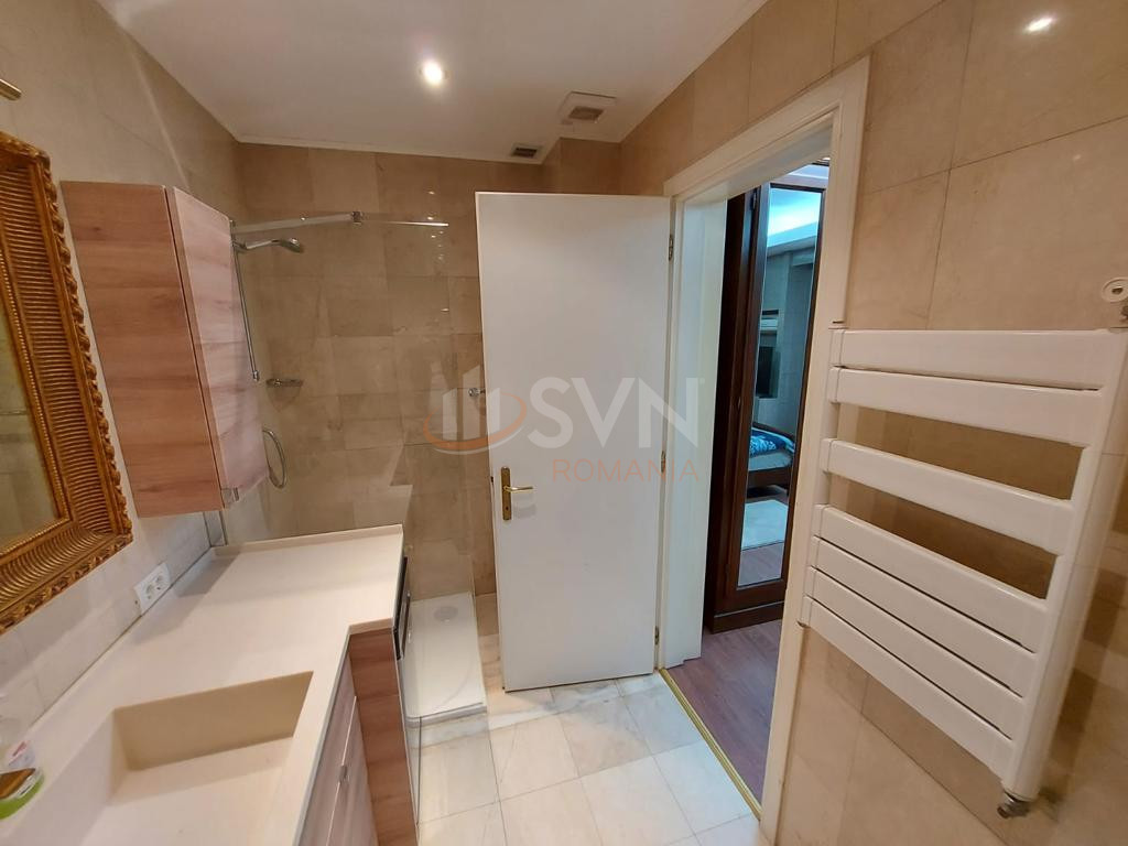 Apartament, 2 camere Bucuresti/Piata Victoriei