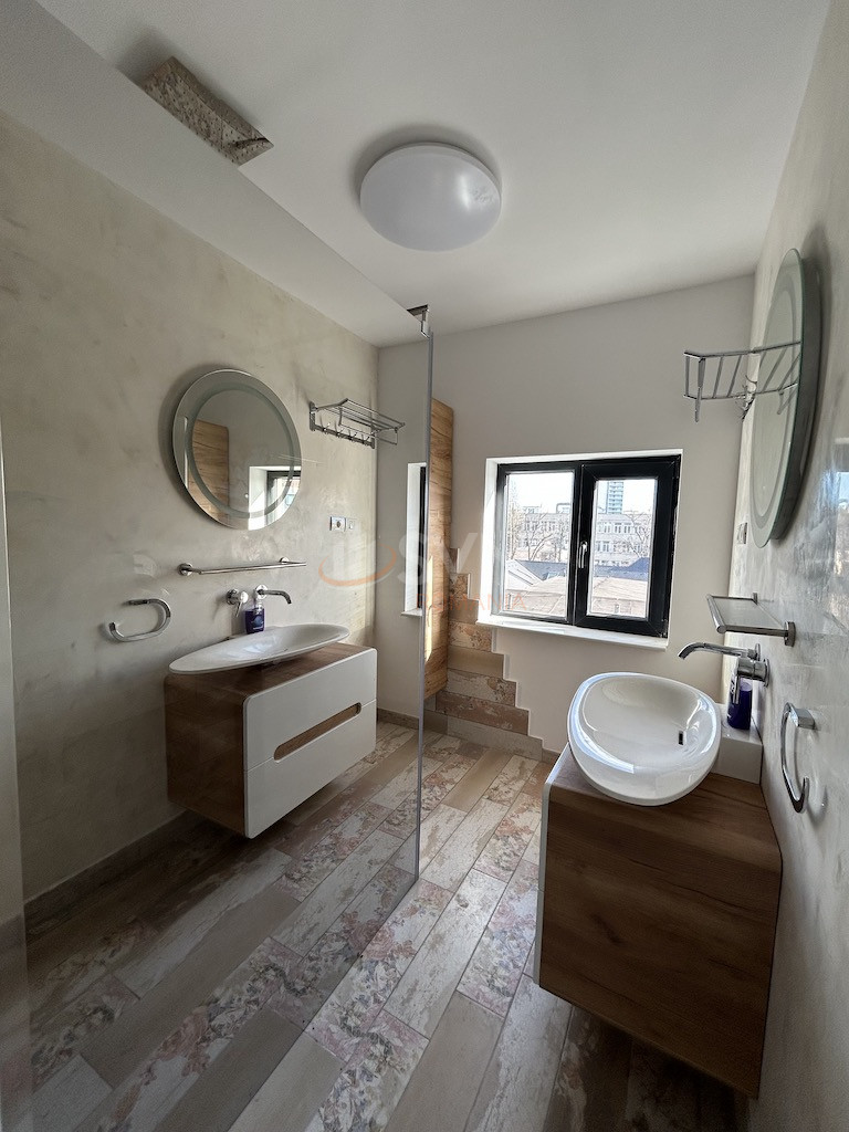 Apartament, 2 camere Bucuresti/Casin