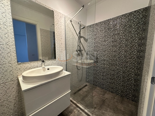 Apartament, 2 camere Bucuresti/Sisesti