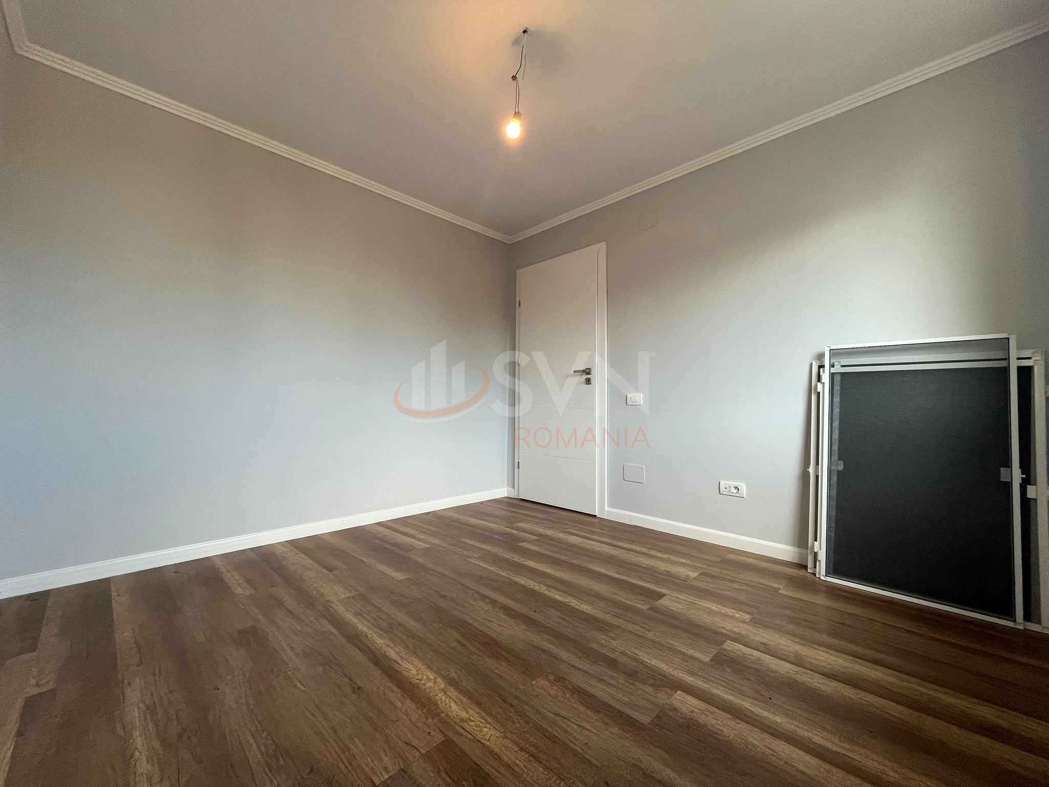 Apartament, 2 camere Dambovita/Centru