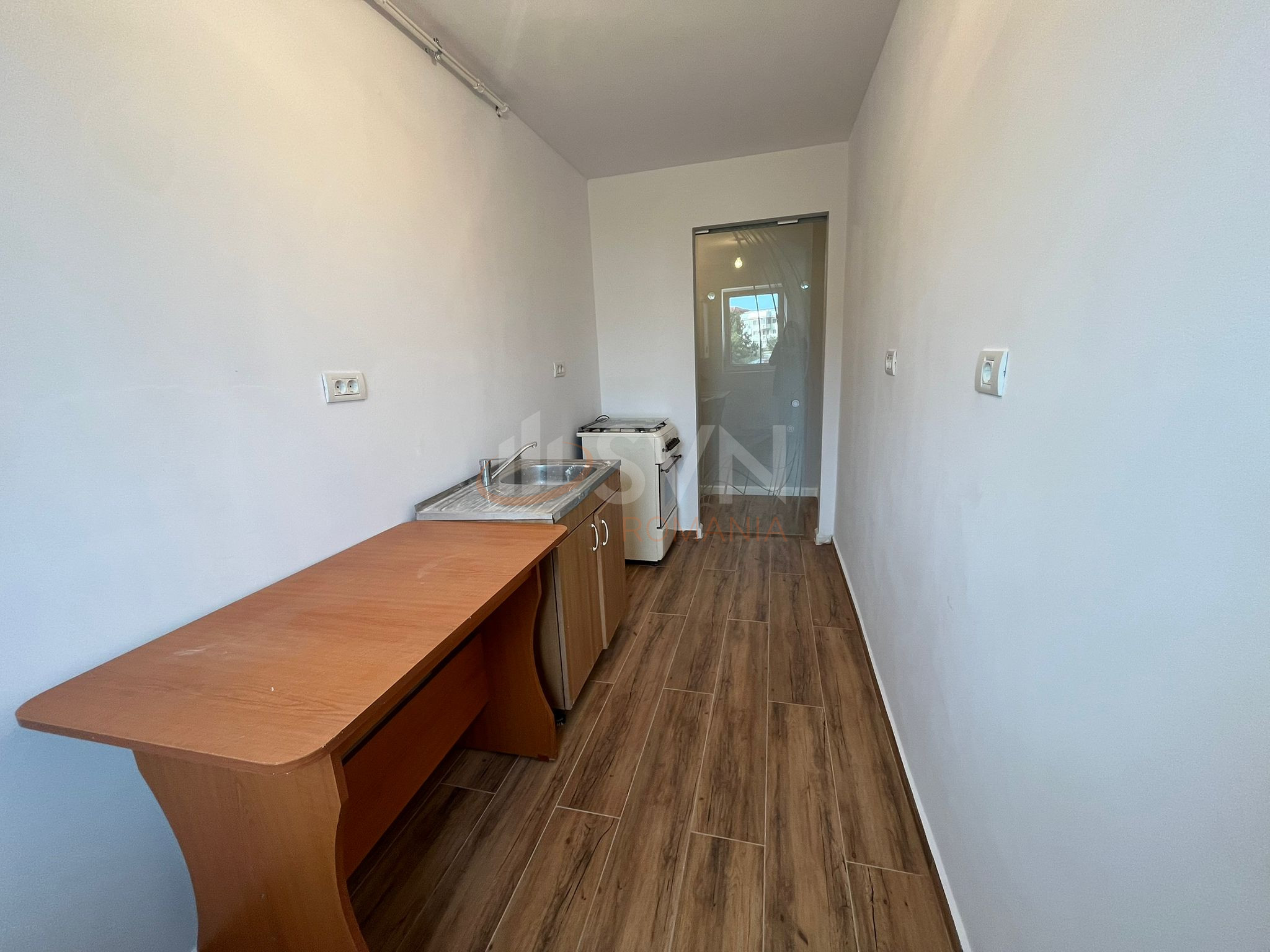 Apartament, 2 camere Dambovita/Centru
