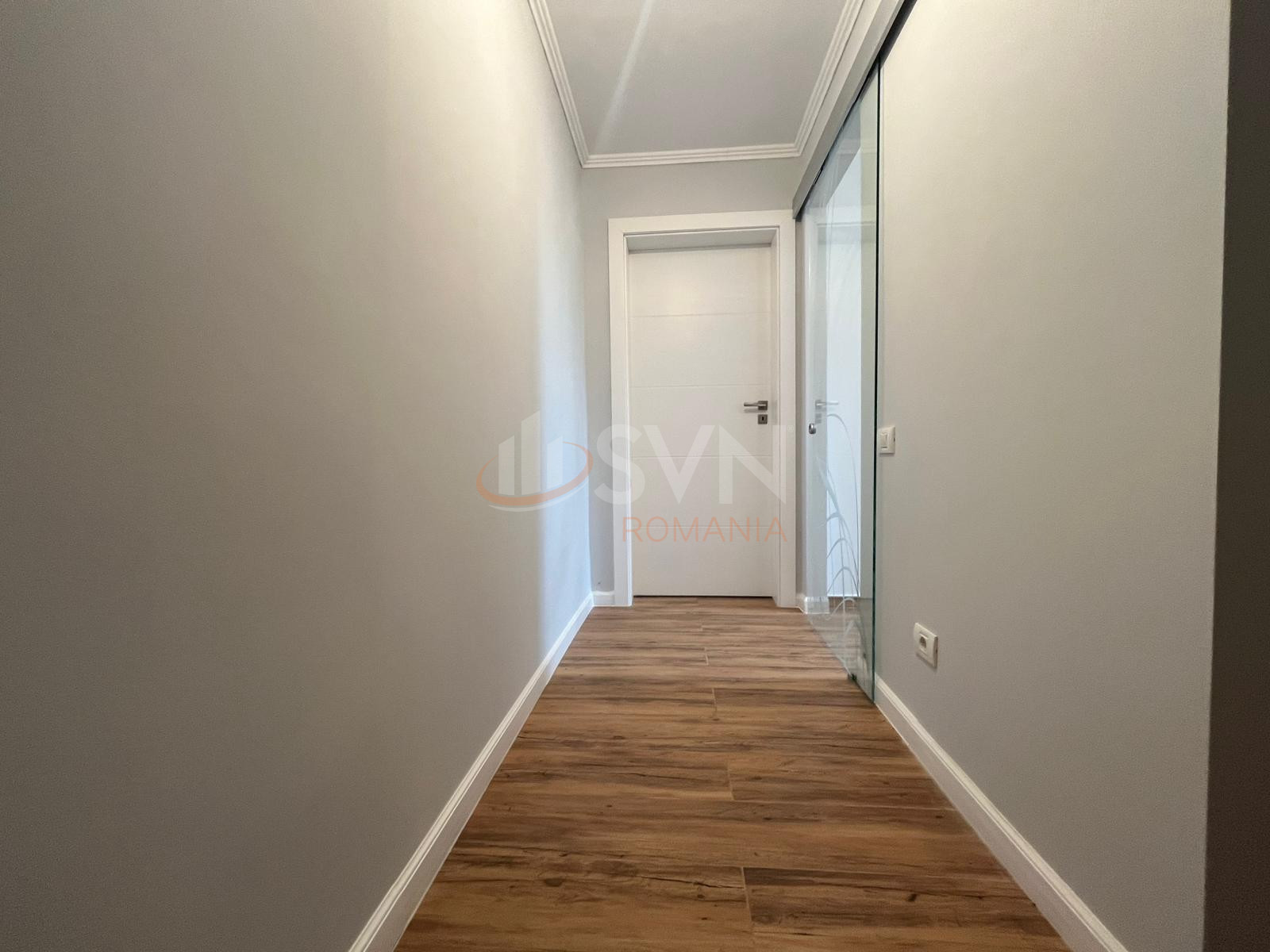 Apartament, 2 camere Dambovita/Centru