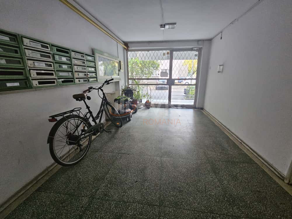 Apartament, 2 camere Bucuresti/Apusului