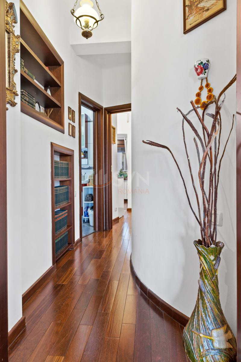Apartament, 2 camere Bucuresti/Calea Victoriei