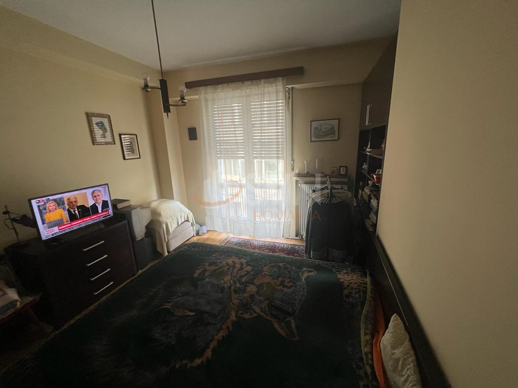 Apartament, 2 camere Bucuresti/Piata Universitatii