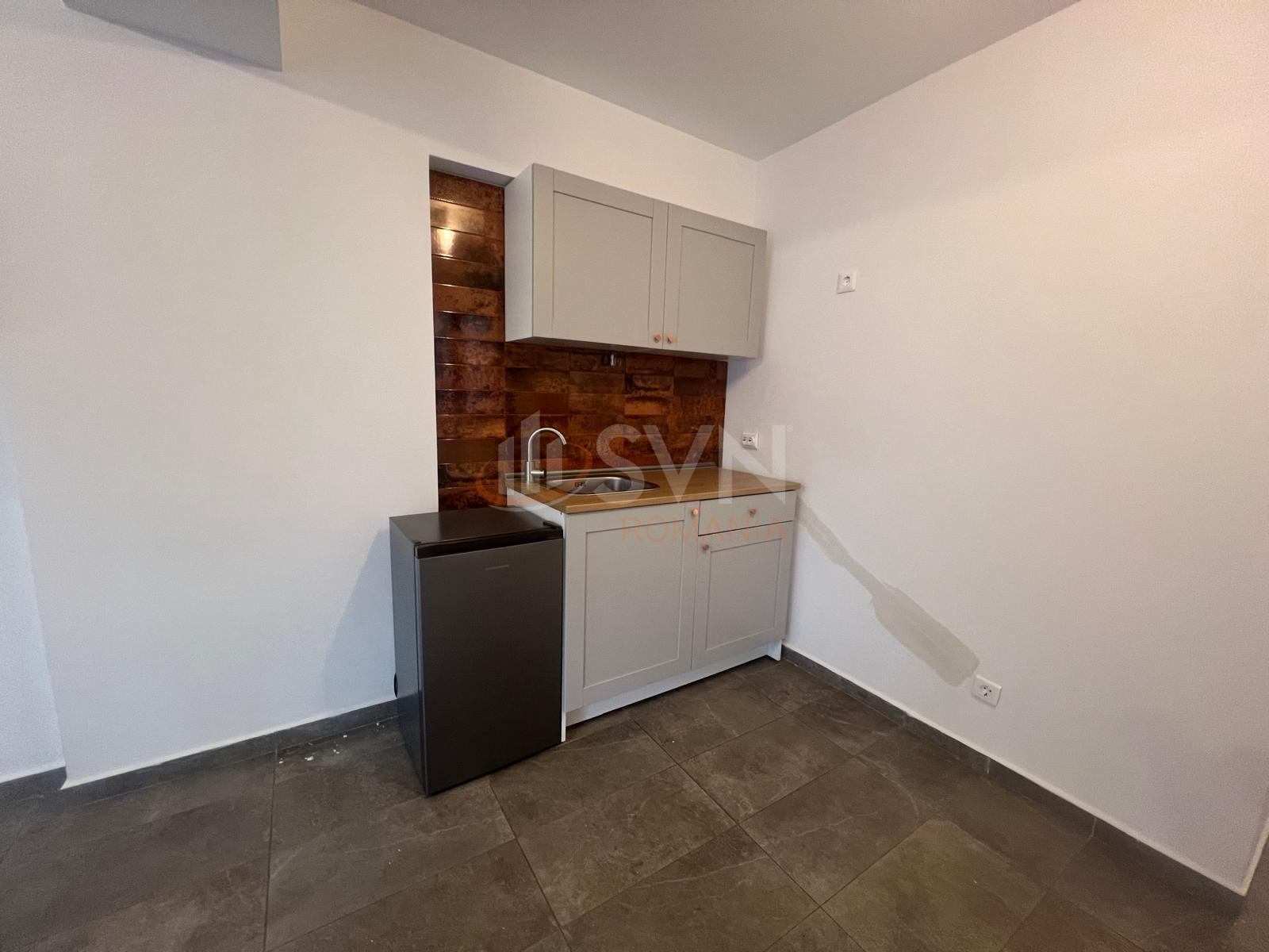 Apartament, 2 camere Bucuresti/Piata Unirii (s3)