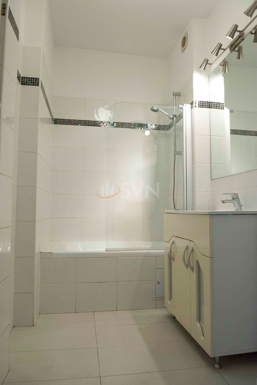 Apartament, 2 camere Bucuresti/Piata Universitatii