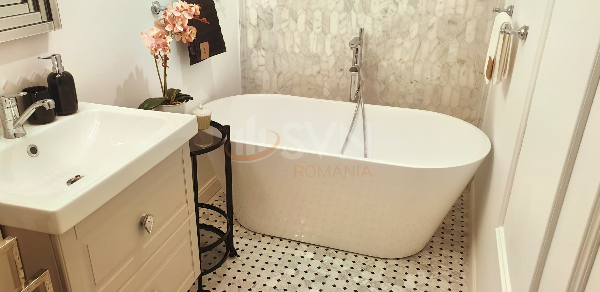 Apartament, 2 camere Bucuresti/Piata Unirii (s3)