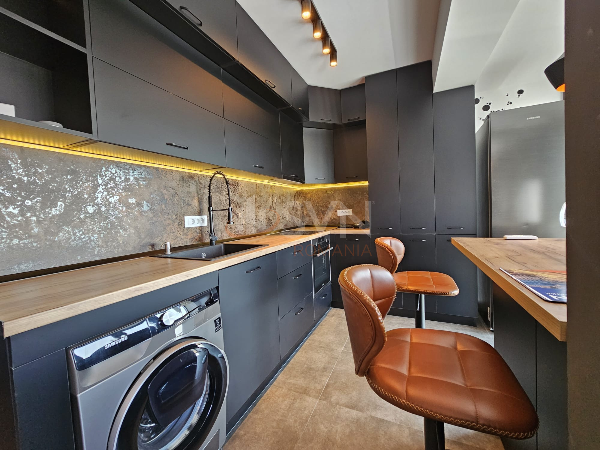 Apartament, 2 camere Bucuresti/Eroii Revolutiei