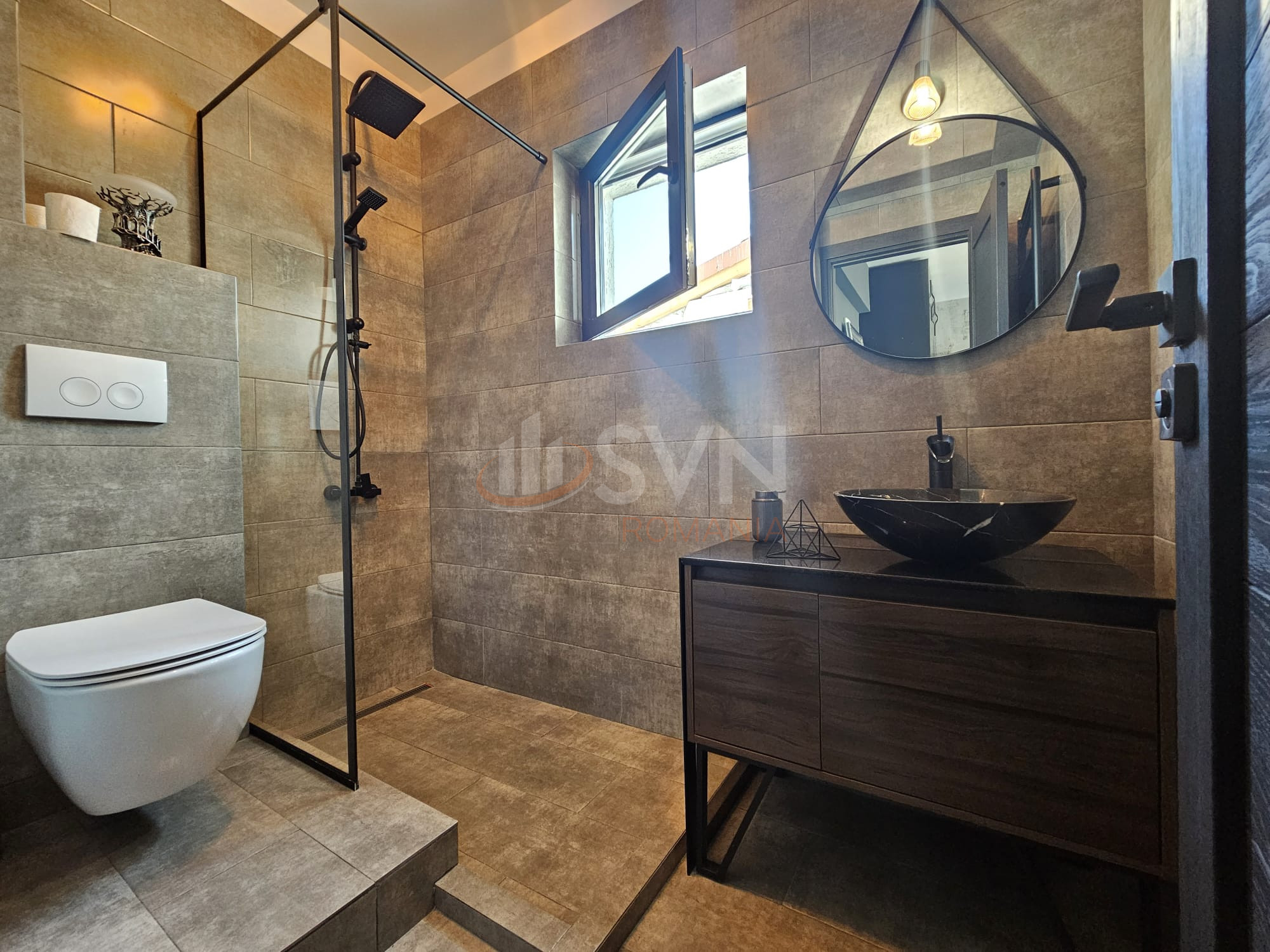 Apartament, 2 camere Bucuresti/Eroii Revolutiei