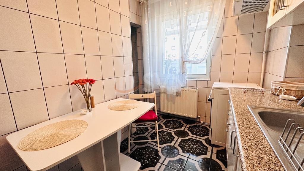 Apartament, 2 camere Bucuresti/Piata Unirii (s4)