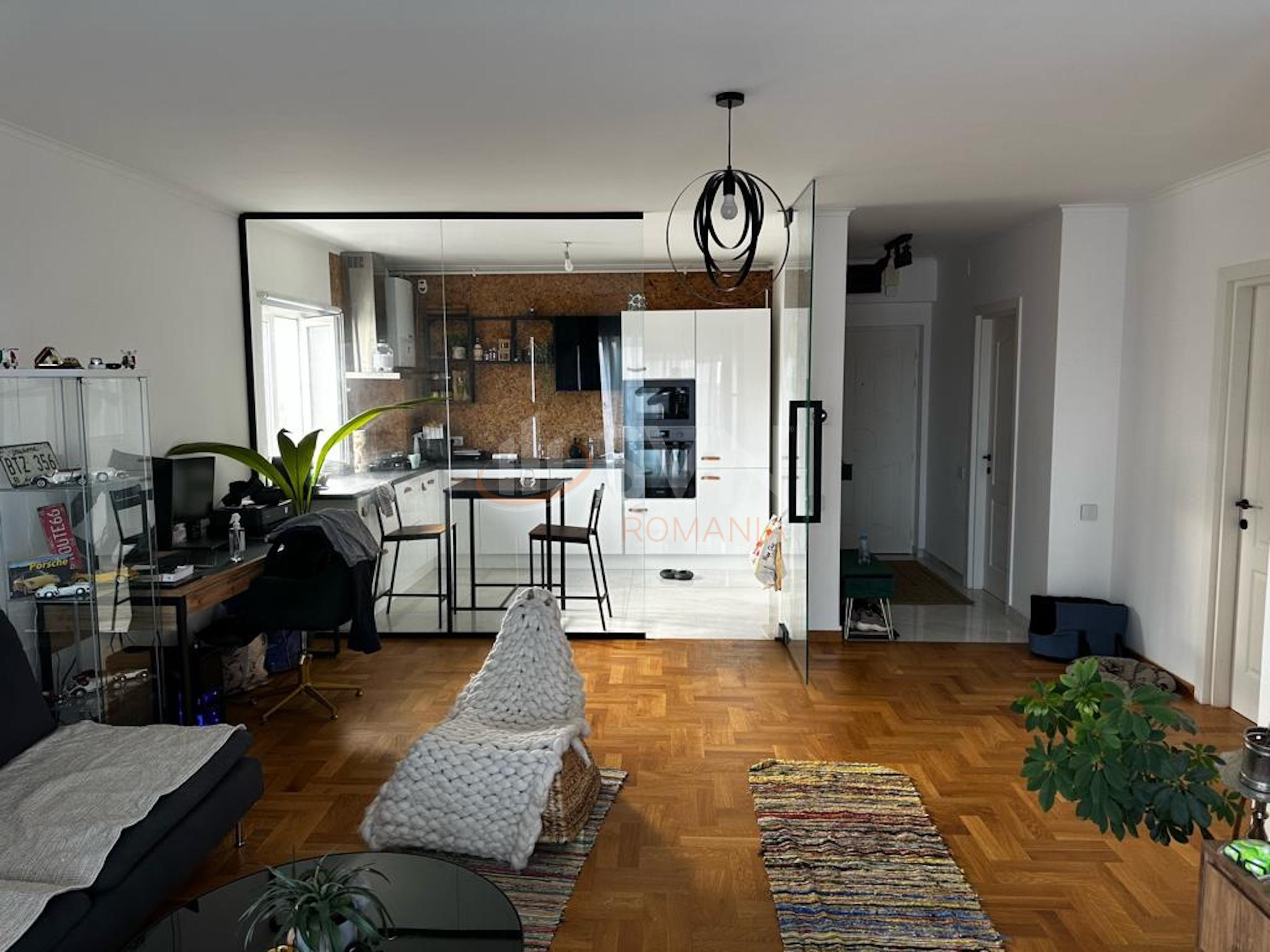 Apartament, 2 camere Bucuresti/Sisesti