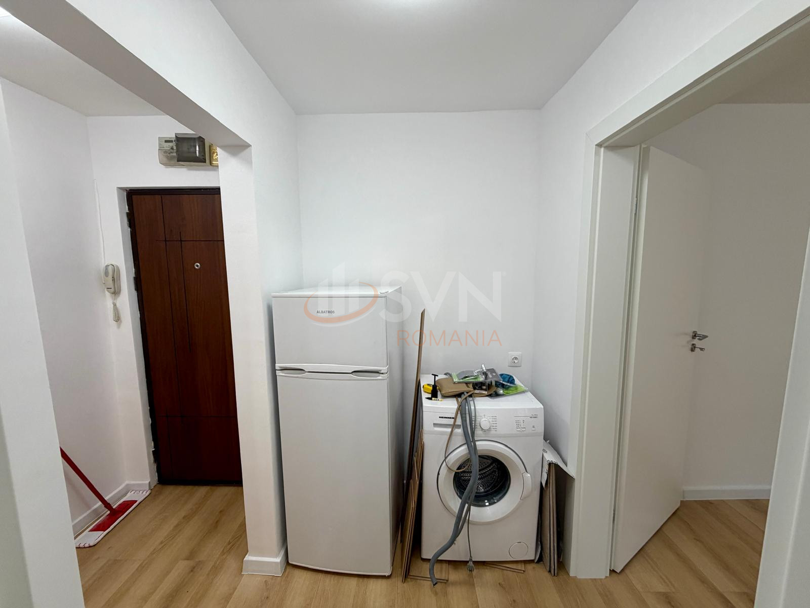 Apartament, 2 camere Bucuresti/Piata Victoriei