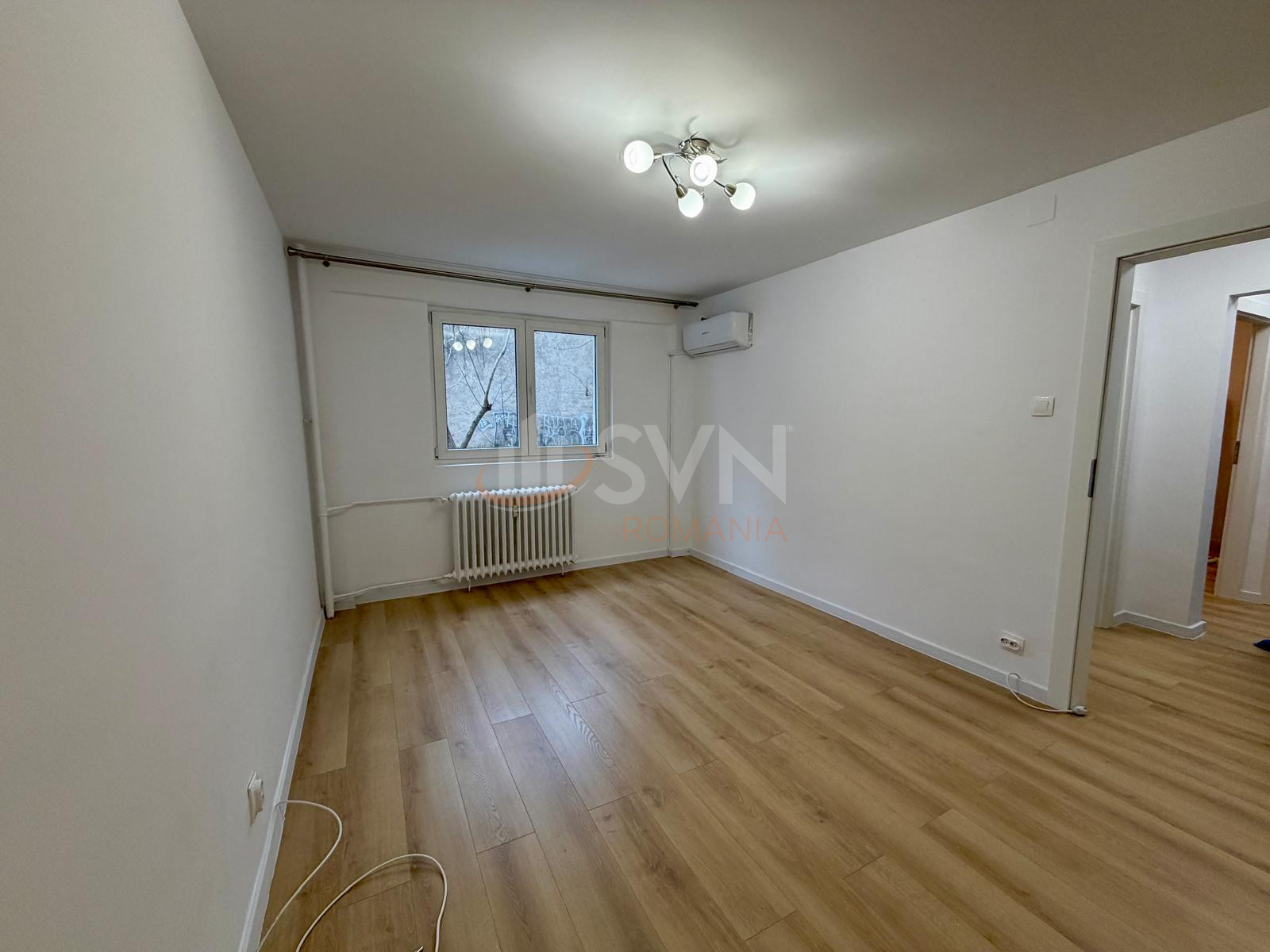 Apartament, 2 camere Bucuresti/Piata Victoriei