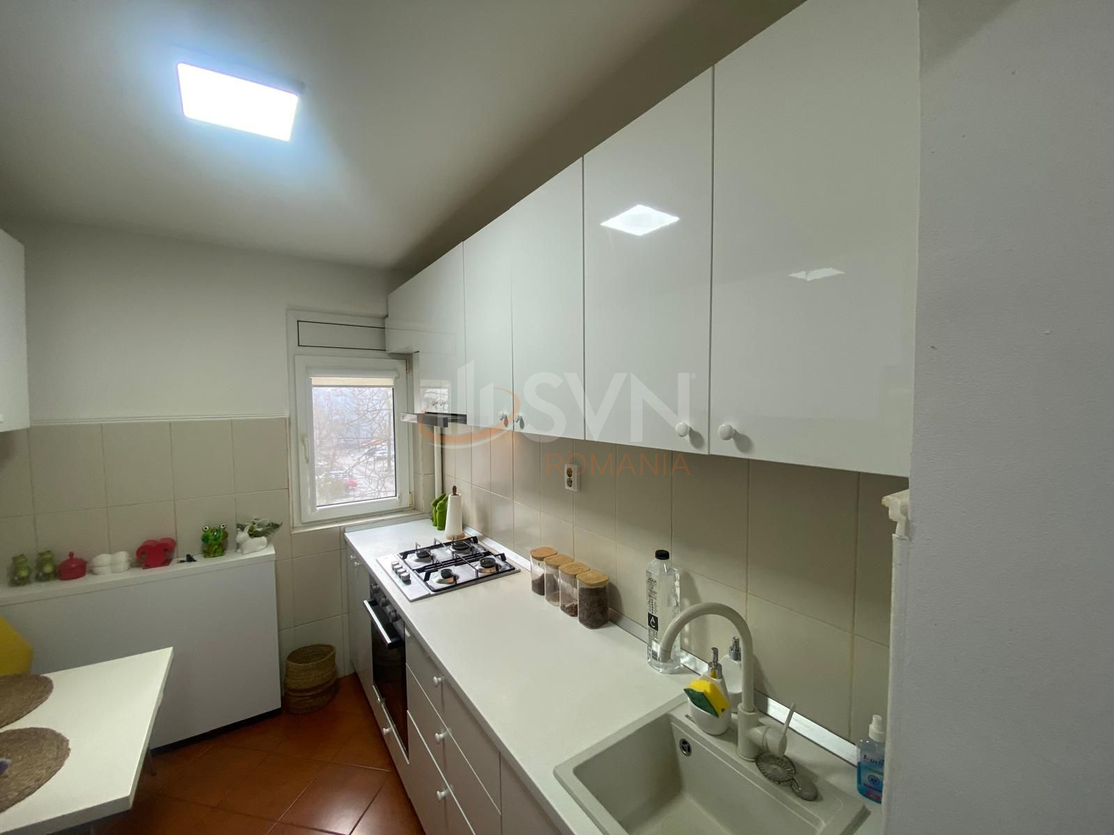 Apartament, 2 camere Bucuresti/Titan