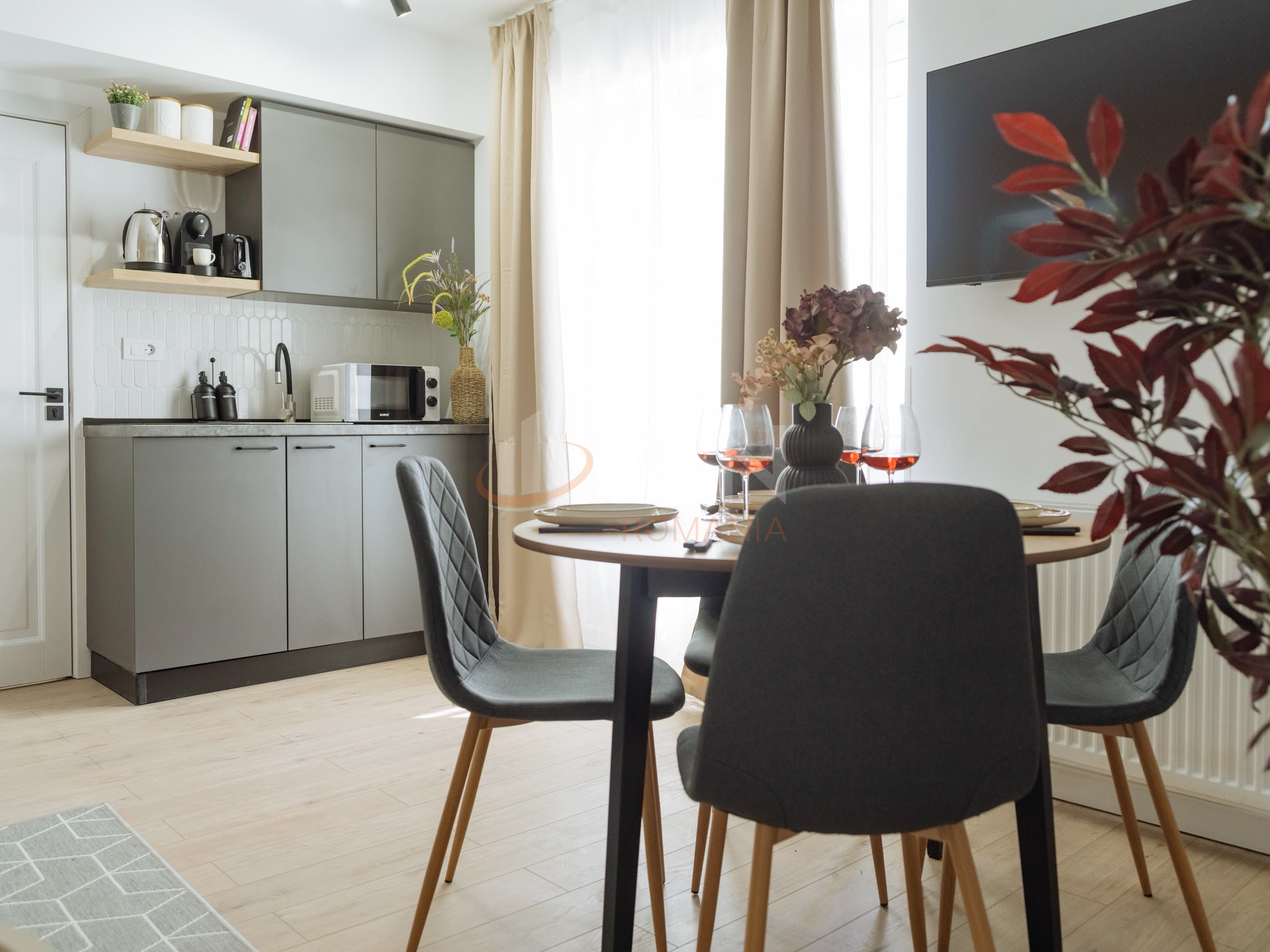 Apartament, 2 camere Bucuresti/P-ta Romana