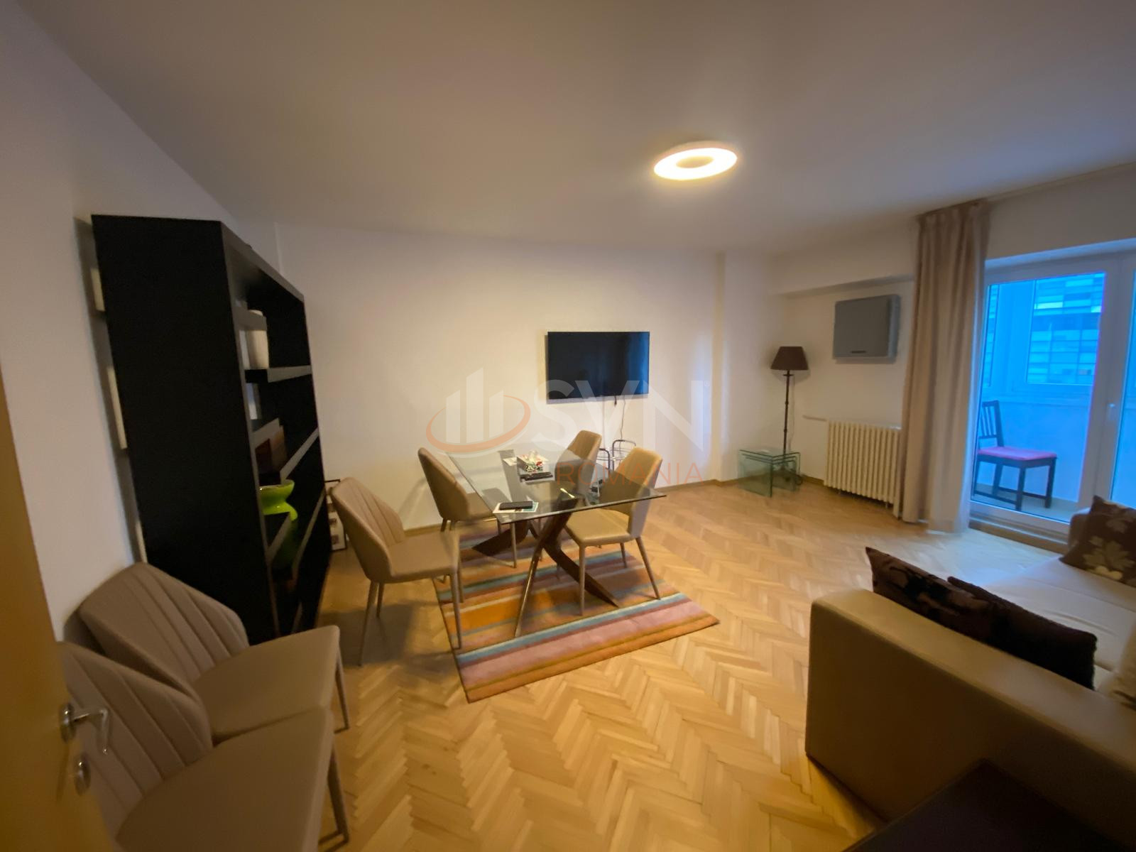 Apartament, 2 camere Bucuresti/Piata Victoriei