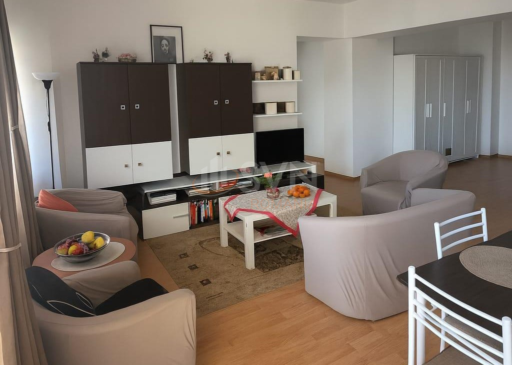 Apartament, 2 camere Bucuresti/Titan