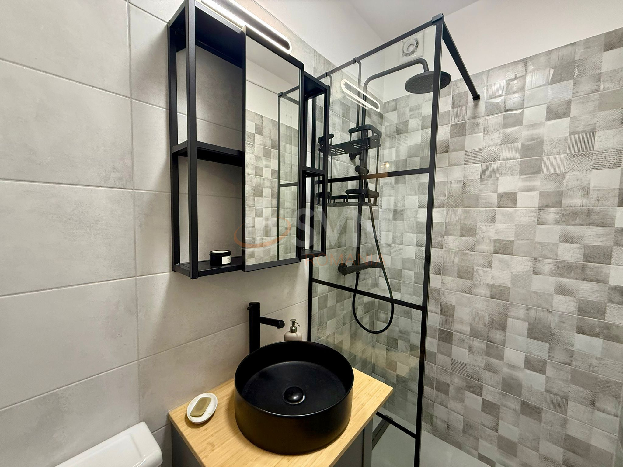 Apartament, 2 camere Bucuresti/Titan